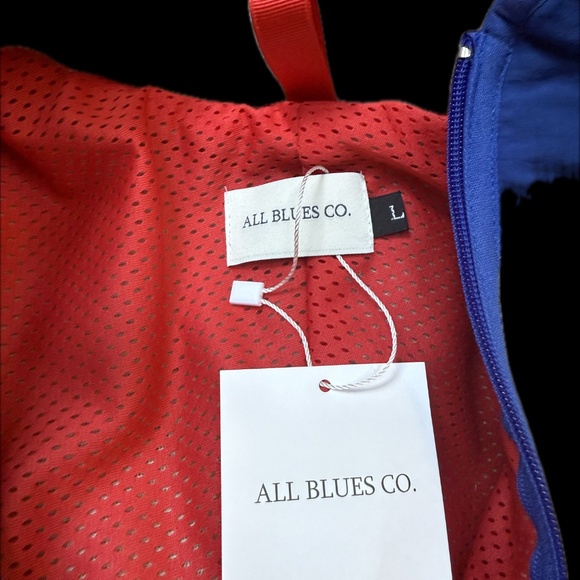 Large Deep Pile Fleece from All Blues Co. -in the style of vintage 80s Patagonia - Picture 6 of 9